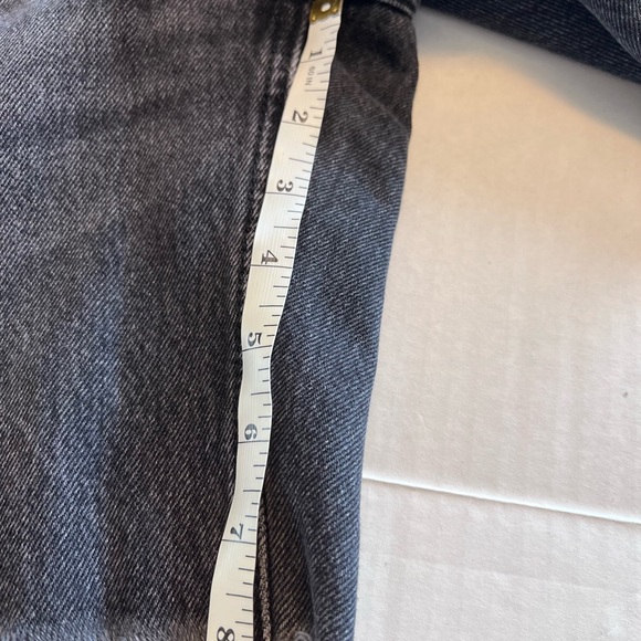 Abercrombie & Fitch Women’s High Rise Shorts - Picture 7 of 7